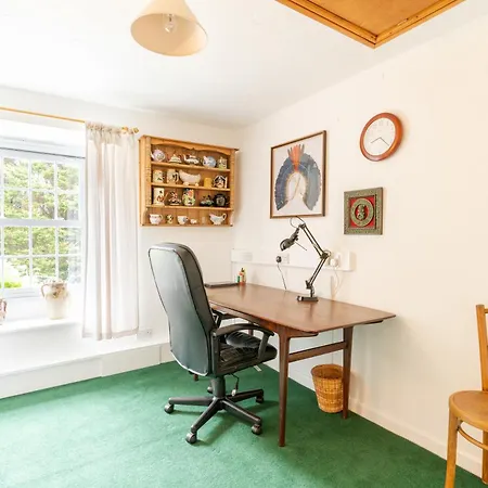 Lolgorien, West Cornwall, Sleeps 8 Камборн