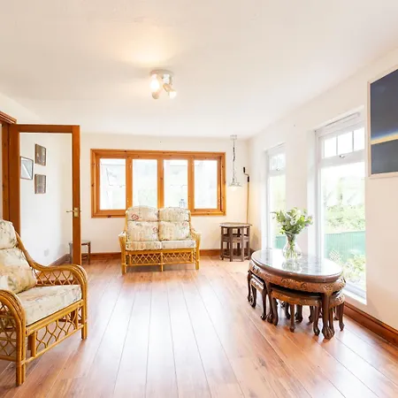 Вилла Lolgorien, West Cornwall, Sleeps 8