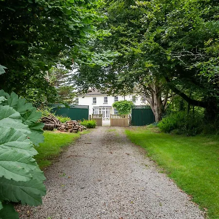 Lolgorien, West Cornwall, Sleeps 8 Вилла