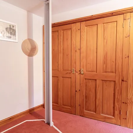 Lolgorien, West Cornwall, Sleeps 8 Камборн