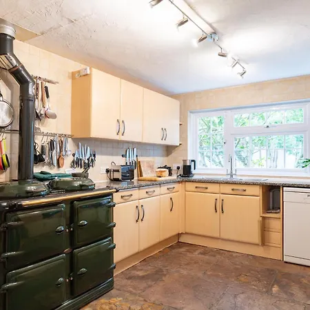 Lolgorien, West Cornwall, Sleeps 8 Камборн